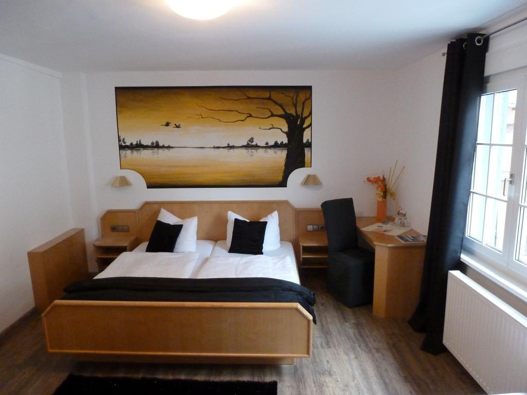 Hotel Dreikoenig & Restaurant Seegourmet Hagnau am Bodensee Extérieur photo